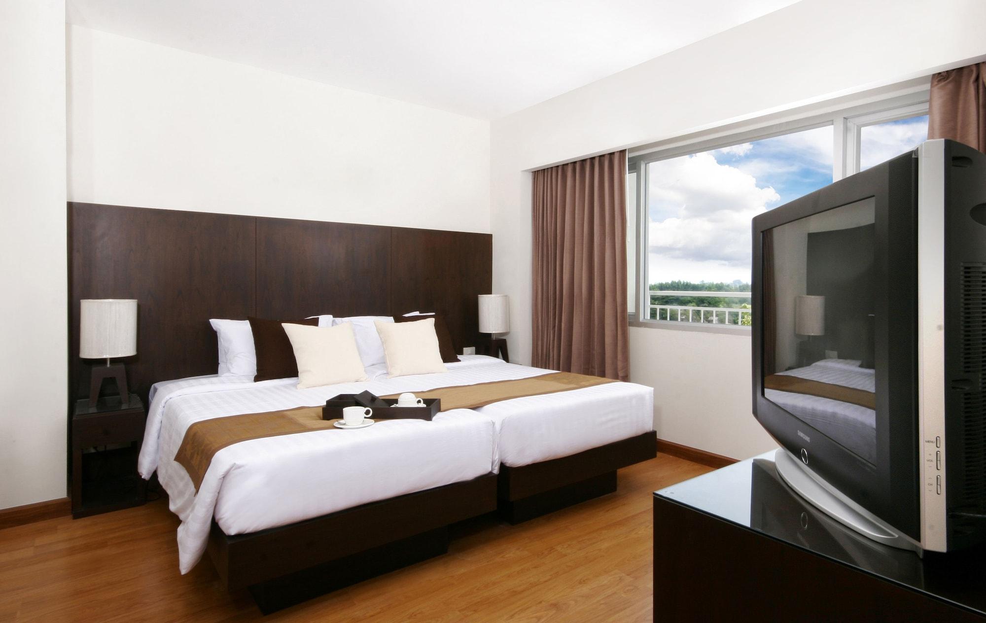 Kantary Hotel Kabinburi Екстериор снимка