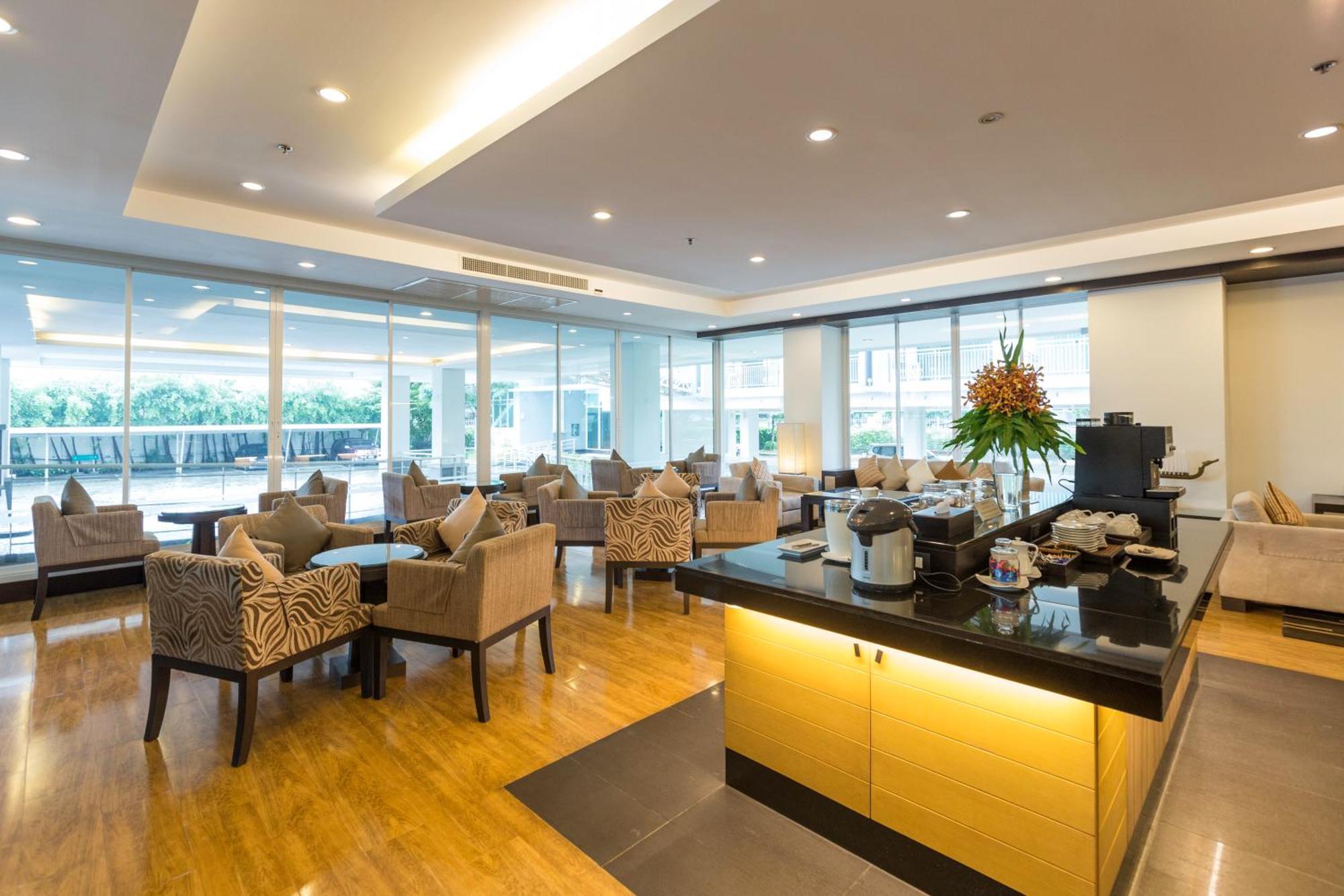 Kantary Hotel Kabinburi Екстериор снимка
