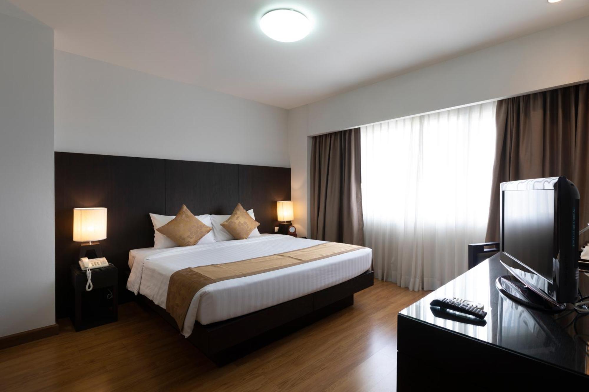 Kantary Hotel Kabinburi Екстериор снимка