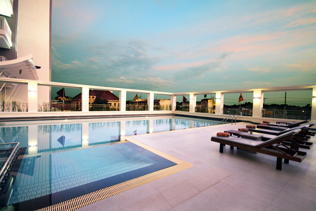 Kantary Hotel Kabinburi Екстериор снимка